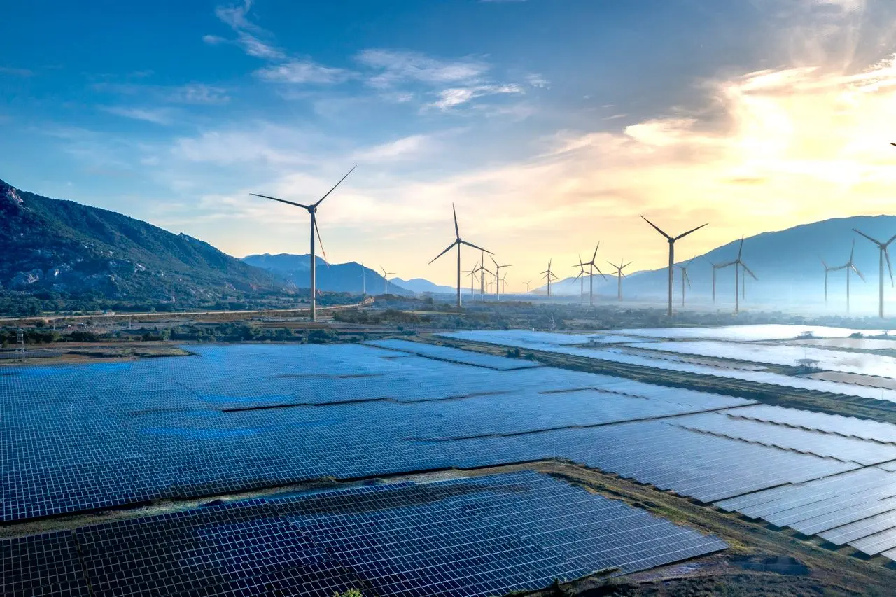 Raj Solar Hero Image
